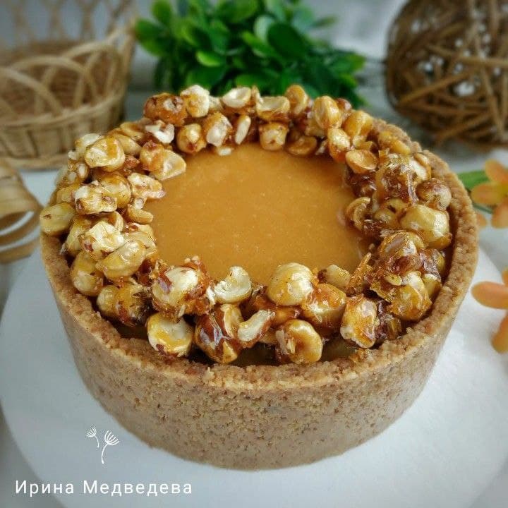 ЧИЗКЕЙК "ФУНДУК-МАРАКУЙЯ"