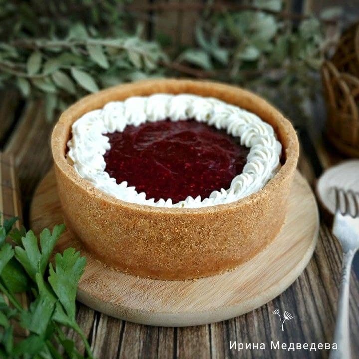 ЧИЗКЕЙК "КУРОЧКА-КЛЮКВА-ТЫМЬЯН"